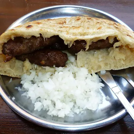 게스트하우스 Hendek Mahala *